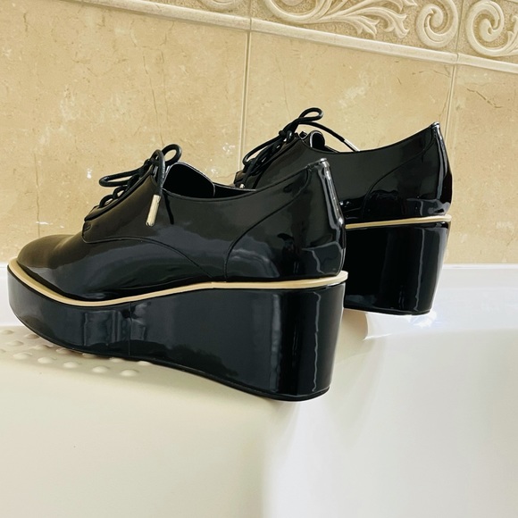 SOLD 😃 DESIGN LAB Black Patent Leather Platform Shoes Sz 7 - Picture 10 of 16